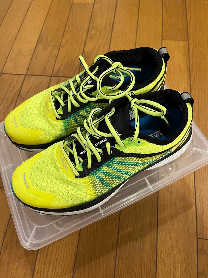 サロモン　Salomonランニングシューズ　イエロー　26.5cm