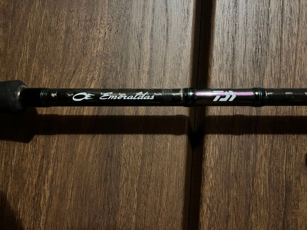Daiwa Emeraldas 86MーVエギングロッド Amazon | ダイワ(DAIWA) エギングロッド エメラルダス・V 86MH・V