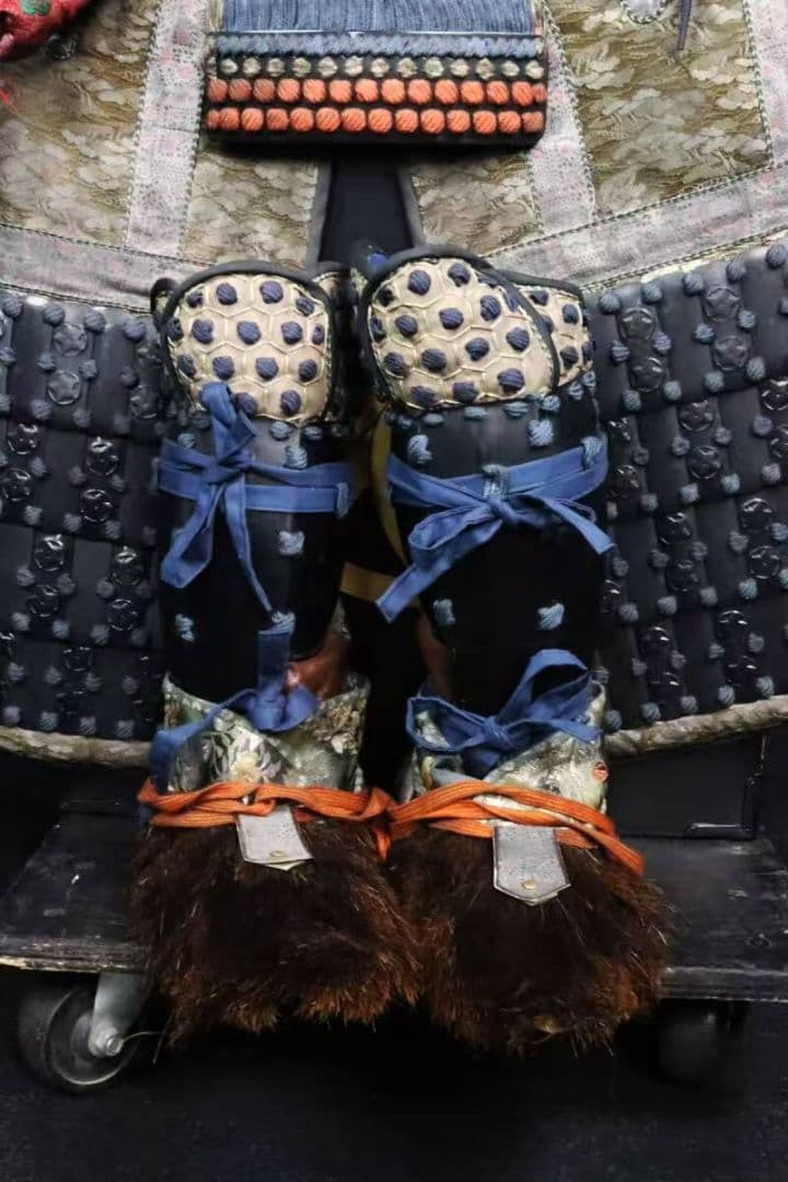 豪商旧家蔵出 五三桐家紋入大鎧 時代甲冑 二枚胴具足 大袖大身鎧 前立