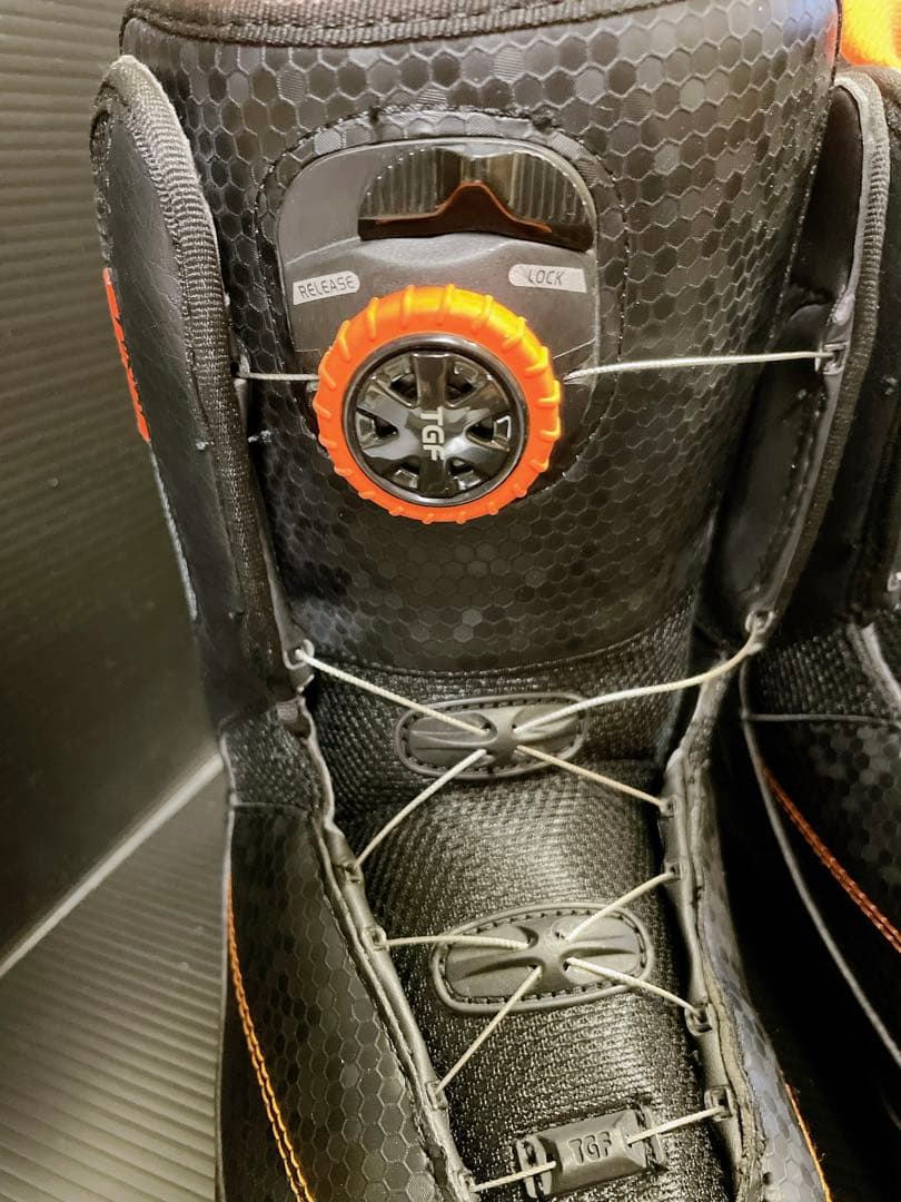 スノーボードブーツ IGNIO BOAブーツ ダイヤル式 26cm スノーボード