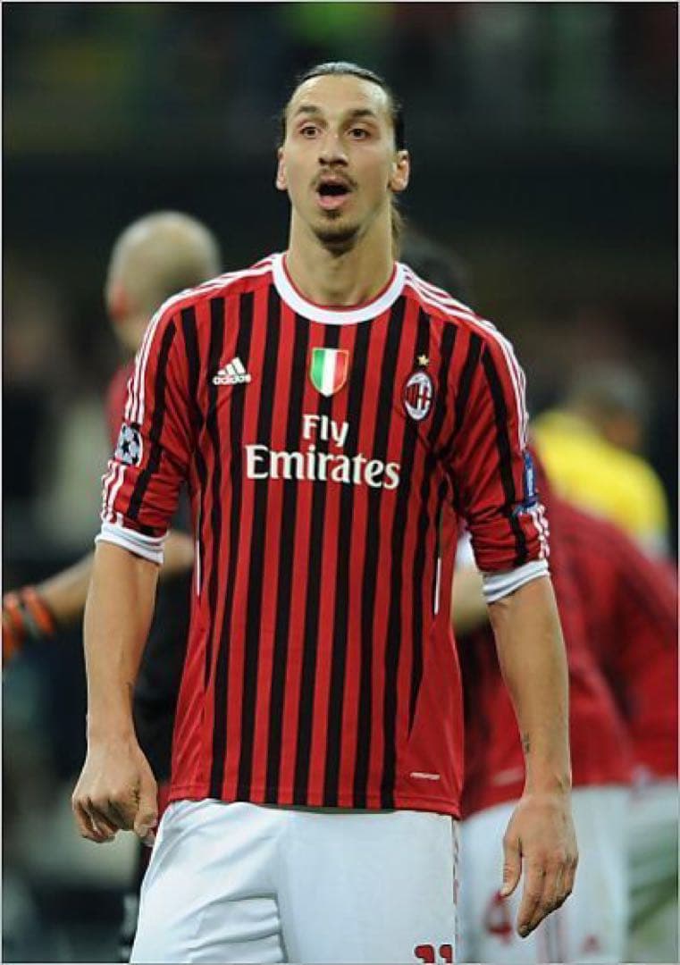 ACミラン 2011/2012 イブラヒモビッチ Mサイズ(日本サイズO) - メルカリ