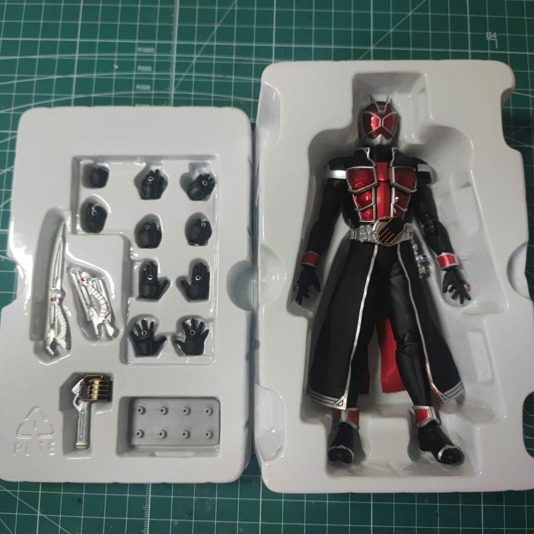 S.H.Figuarts（真骨彫製法） 仮面ライダーウィザード フレイムスタイル