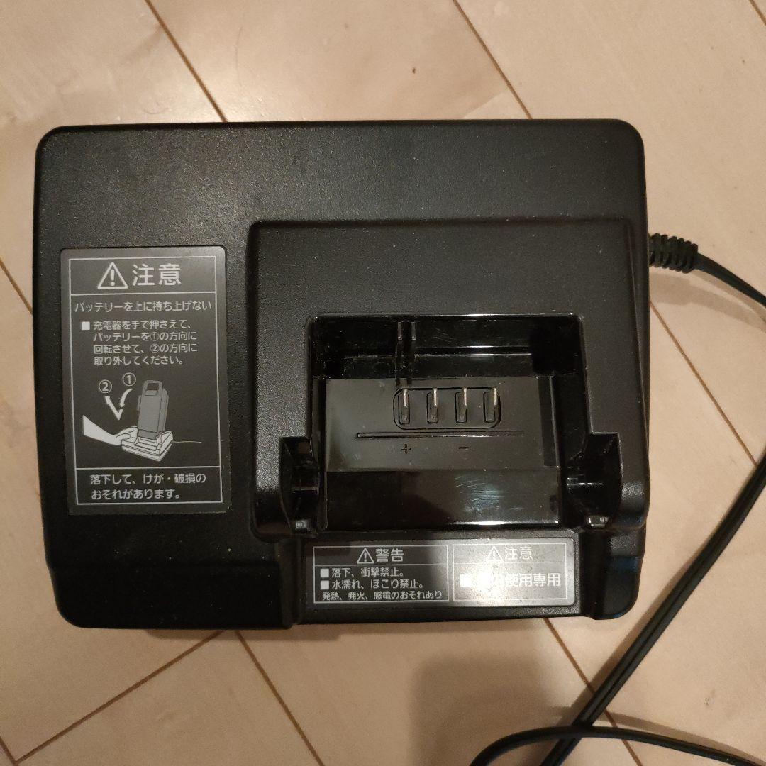 Panasonic 電動自転車用充電器 NKJ069Z1 - メルカリ