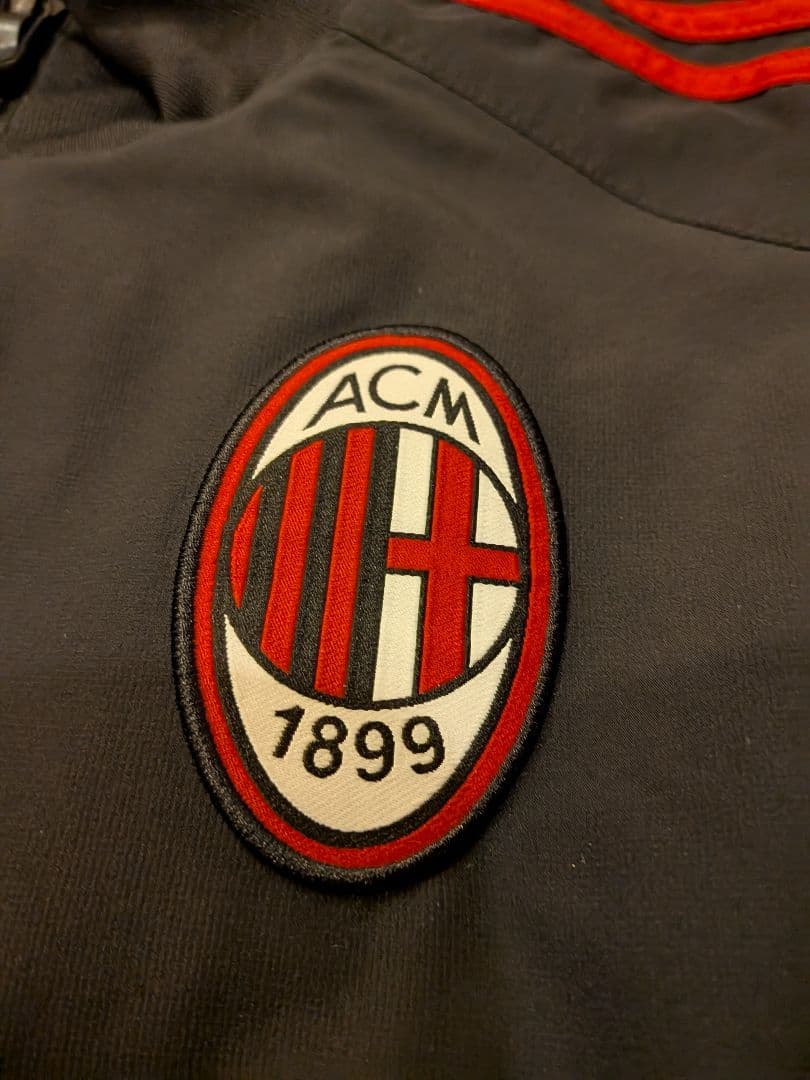 AC Milan CLモデルプレゼンテーションスーツジャケットアディダス