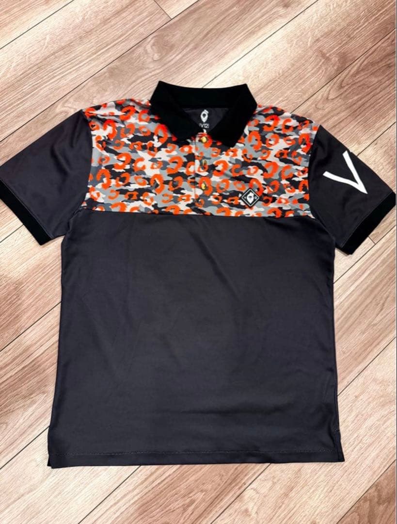 メンズウェア V12 LEOCOMO POLO V12 コラボウエア ポロシャツ BS LIB POLO(S BK（ブラック