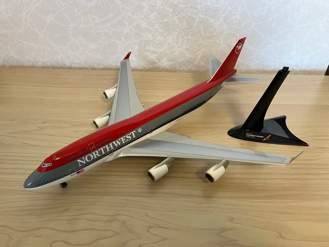 ノースウエスト航空 ボーイング747-400 1/200 スケール 模型・プラモデル