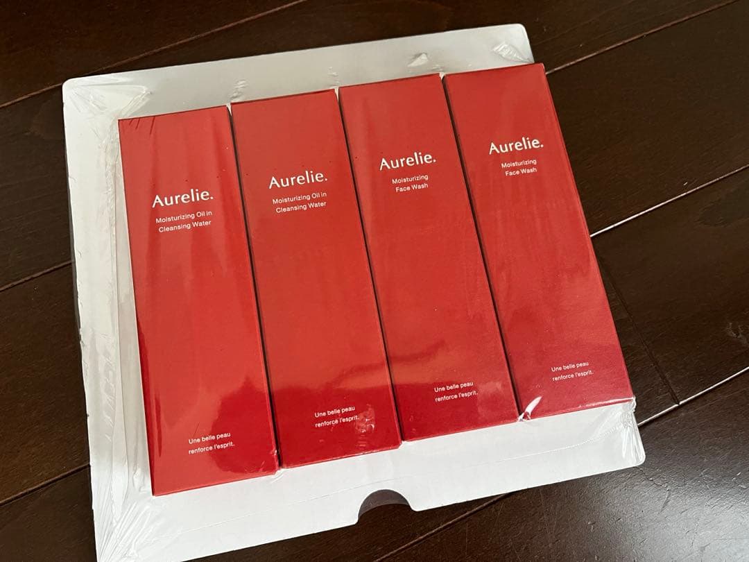 MEGUMI Aurelie. クレンジング・洗顔2セット Amazon.co.jp: 【MEGUMI開発】Aurelie(オレリー) クレンジング