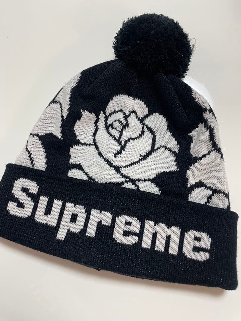 Supreme Rose Beanie ビーニー　ニット帽　ボンボンニット帽 Supreme 'Rose Beanie'ビーニー ニットキャップ ローズ 薔薇 ボンボン