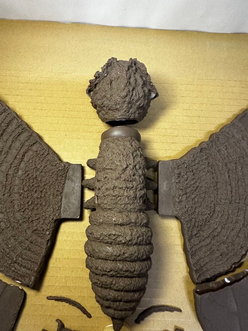 モスラ 成虫 ゴジラ イノウエアーツ ※詳しくないので組立てれるか