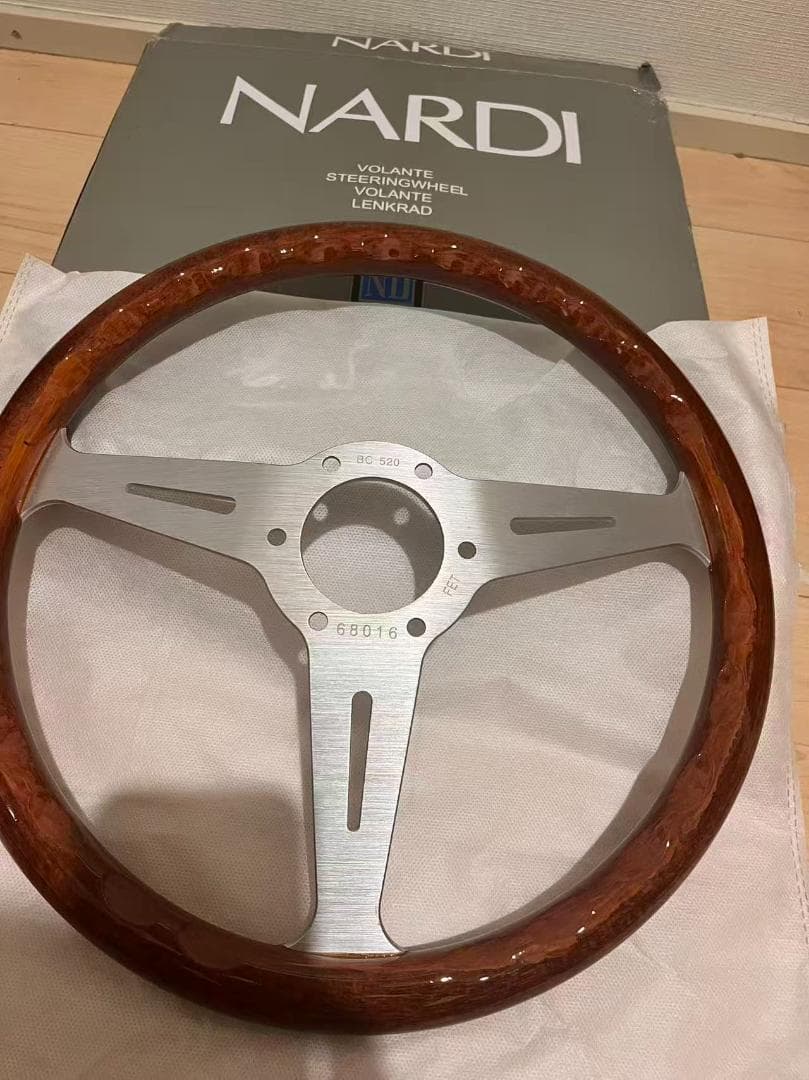NARDI ステアリング ウッド調/黒色線 350mm シルバー CLASSIC WOOD