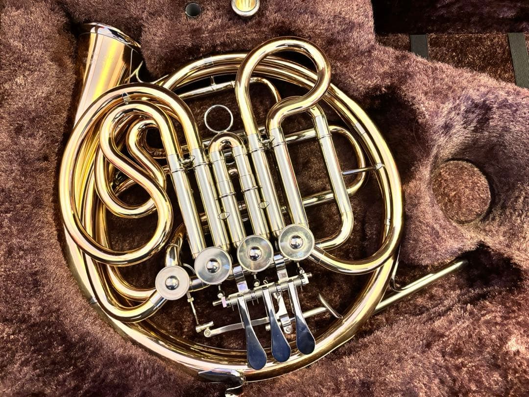 美品】ヤマハ ホルン YHR-567GDB フルダブル ホルン ゴールドブラス