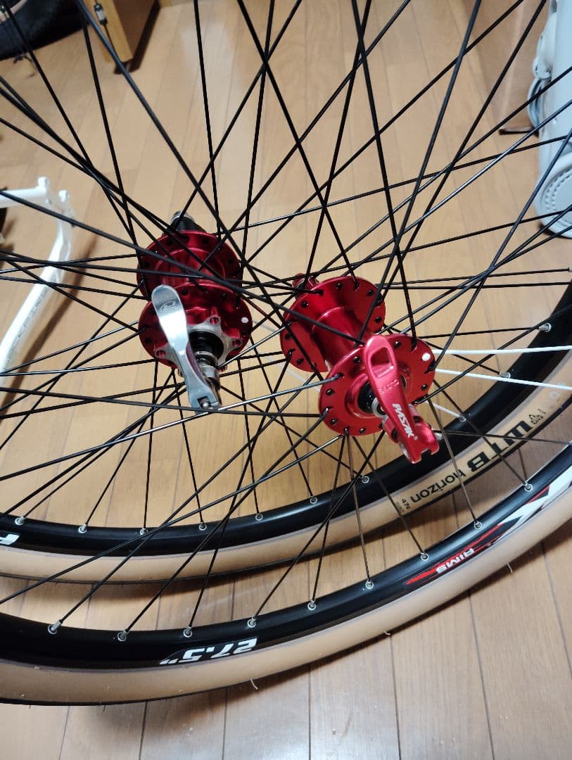 27.5in(650B) PASAK P19 32H 6穴式前後 タイヤ付き