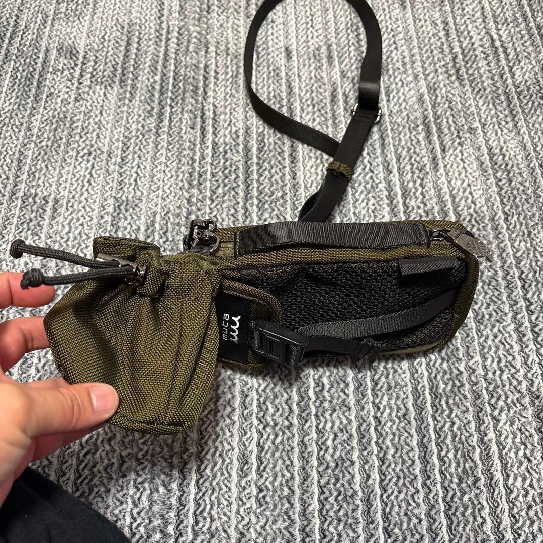 ムータ ムータマリ ショルダーバッグ マルチポーチ 極美品 カーキ