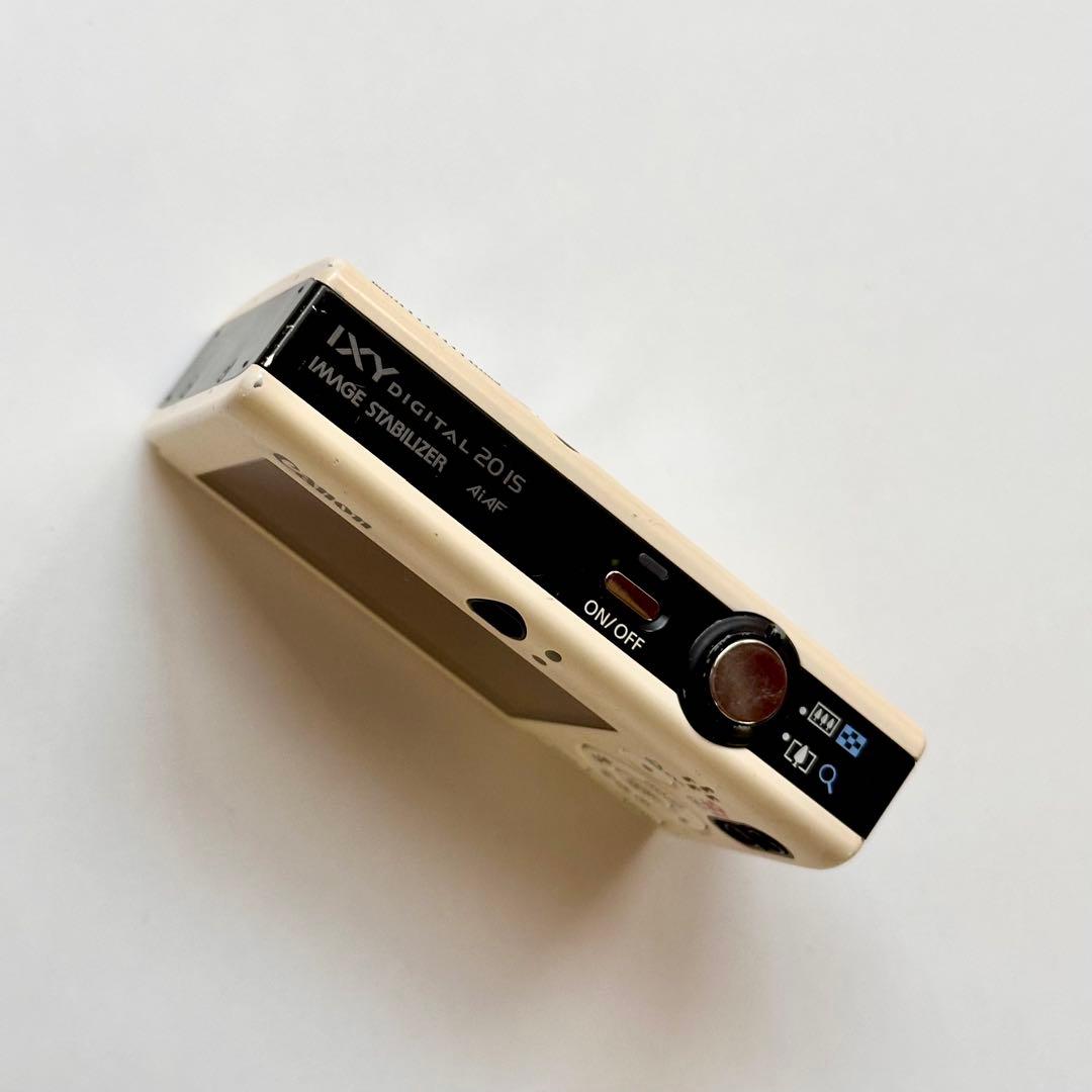 Canon IXY DIGITAL 20 IS アイボリー（ホワイト）