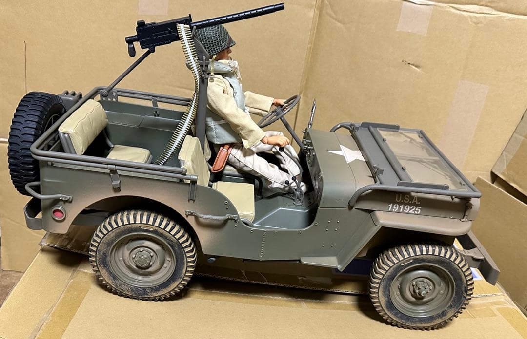 WILLYS JEEP 1/6サイズ ジープ フィギュア付き - メルカリ