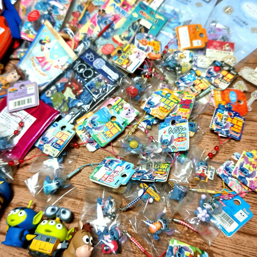 ①ディズニー Disney グッズ 80サイズ箱 まとめ売り
