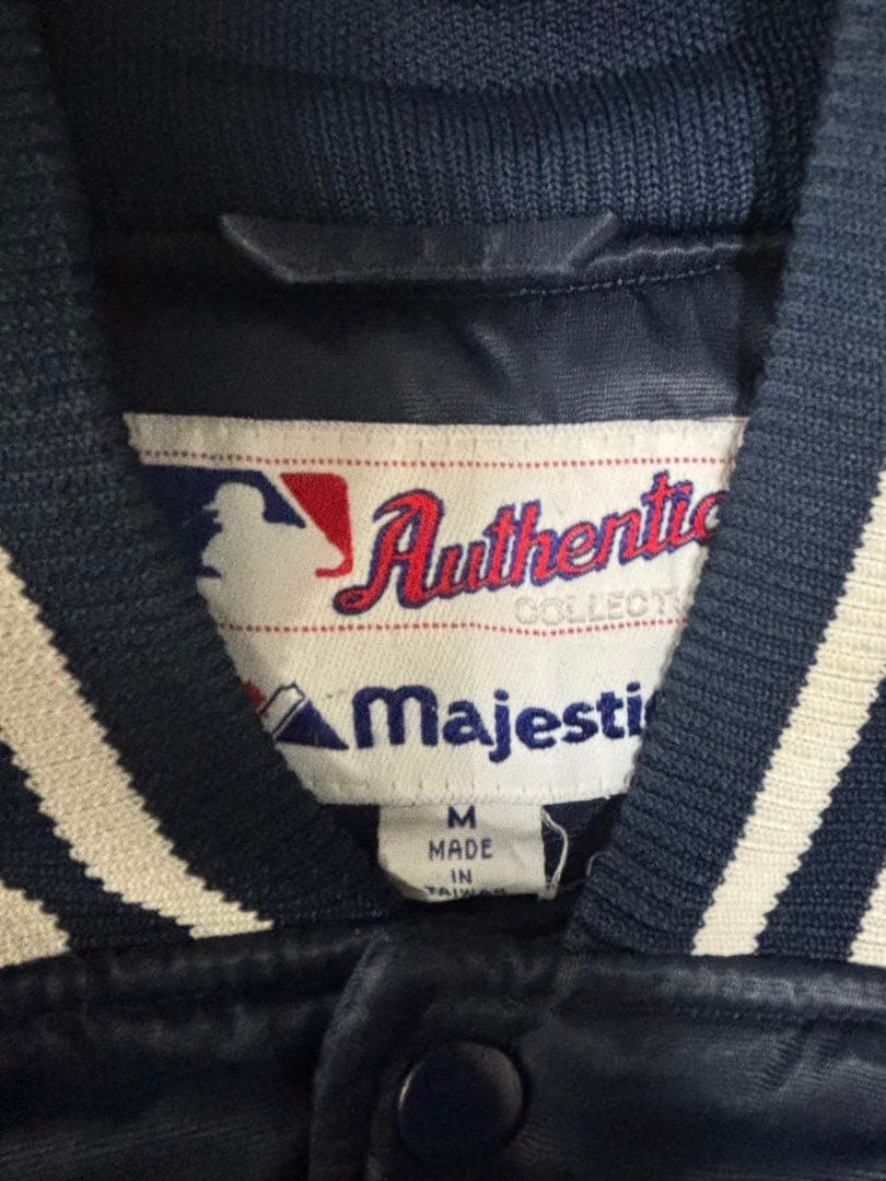 BY45《MLB》マジェスティック　ナイロンジャケット　スタジャン　ヤンキース