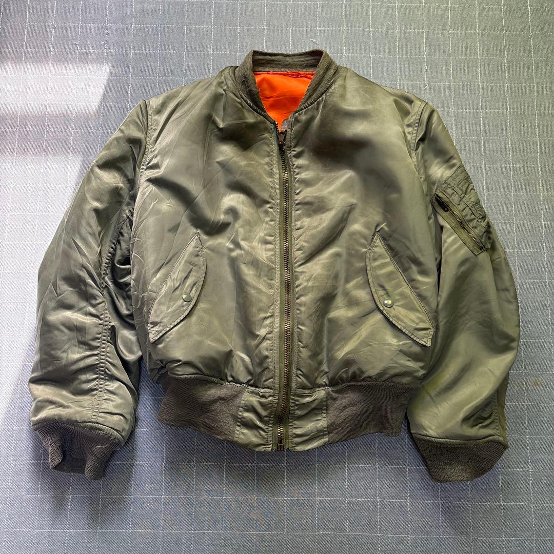 実物 70s Alpha MA-1 フライトジャケット USAF 76年会計 L ☆ 70s MA-1 （USAF） size : MEDIUM 1972年、ALPHA社製 の米国空軍