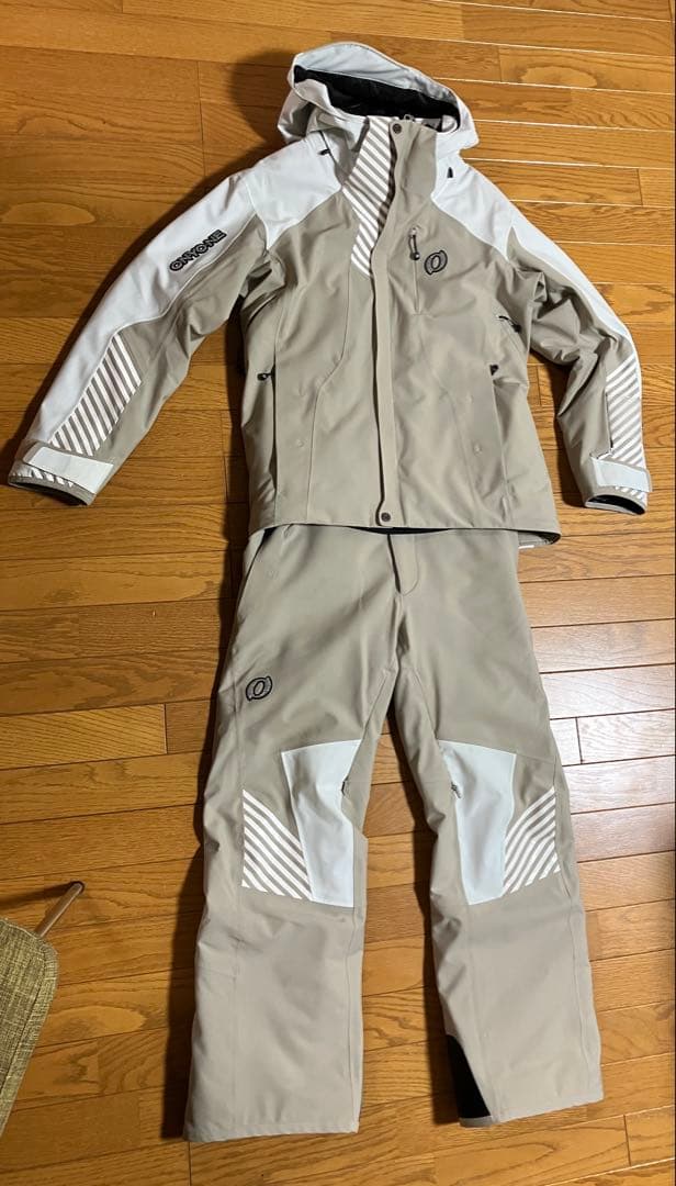 2023ONYONEオンヨネDEMO OUTER ジャケット・パンツ　上下セット オンヨネ（ONYONE） 【在庫処分セール】2023-24 DEMO OUTER PANTS