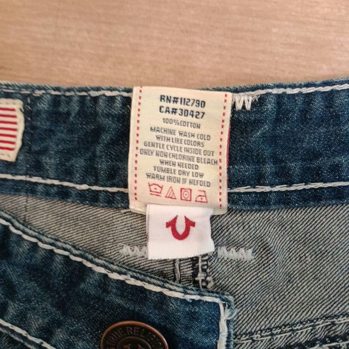 TRUE RELIGION BILLY SUPER BIG T 34 - パンツアウトレット 価格