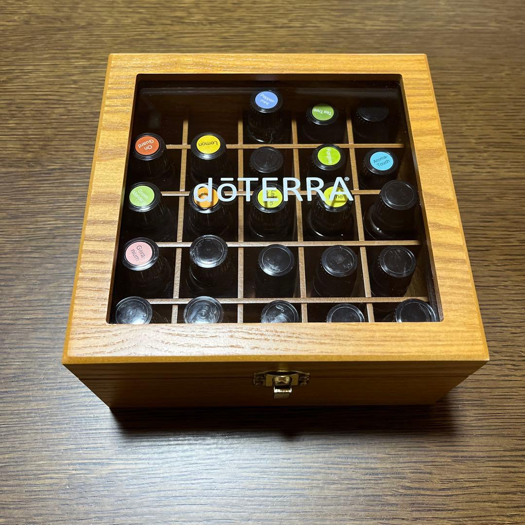 doTERRAアロマオイル　23本　木箱　辞典セット doTERRAアロマオイル23本木箱辞典セット