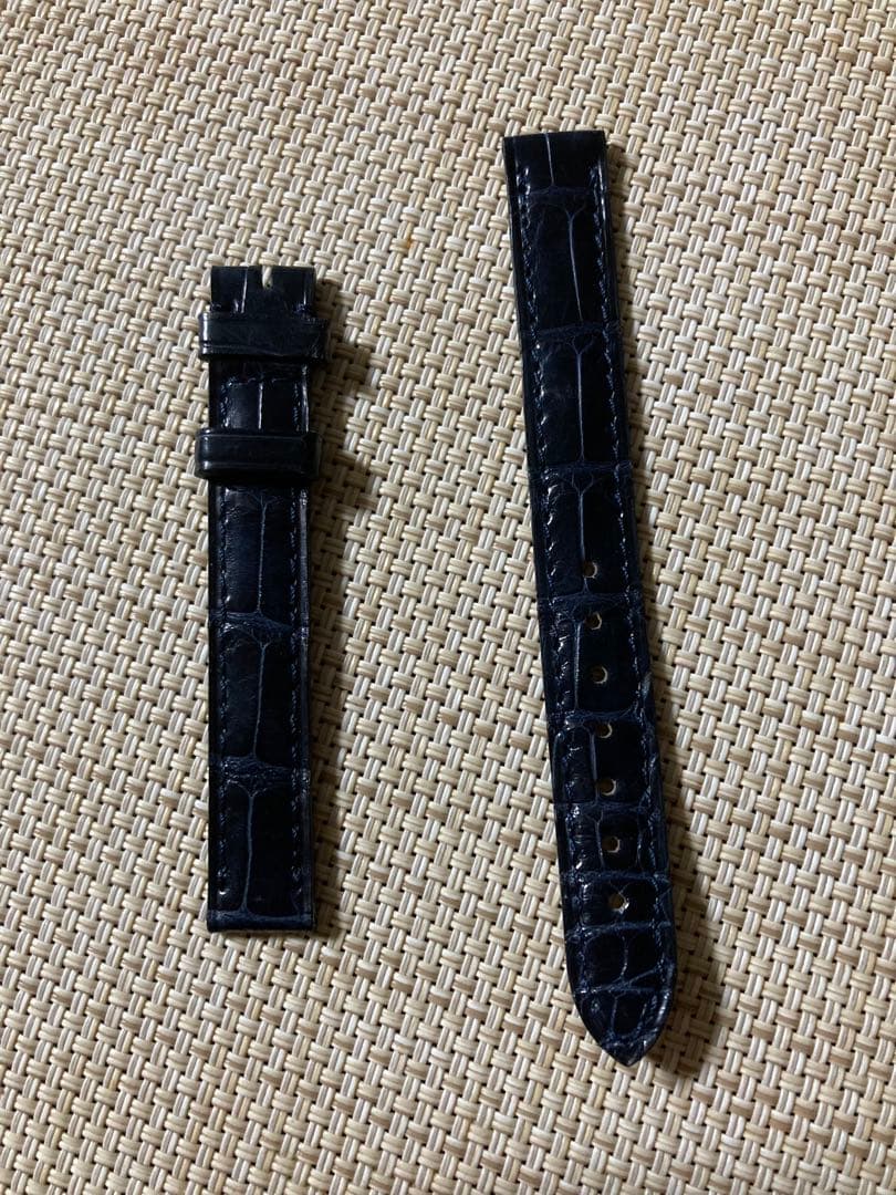 Cartier カルティエ レザーベルト 純正 12mm 美品 ネイビー 型押し Cartier カルティエ 純正 レザーベルト パシャ Dバックル付 ワンタッチ