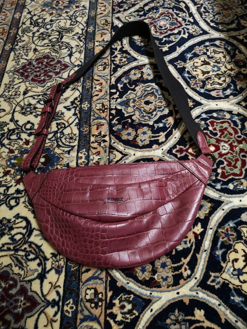 ヨッシーさん専用KINGZ by Samantha Thavasa モンハン ヨッシーさん専用KINGZ by Samantha Thavasa モンハン