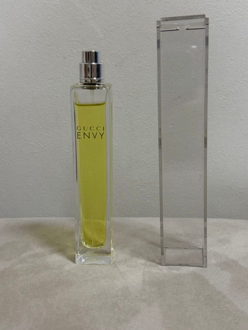 希少廃盤レア　香水　GUCCI グッチ　ENVY エンヴィ　エンヴィー　50ml 廃盤グッチエンビィオードトワレ50ml 廃盤レア GUCCI ENVY グッチ