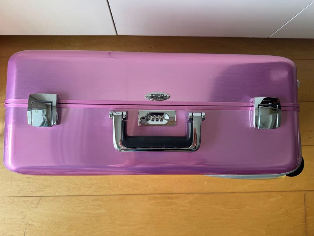 希少‼️ZERO HALLIBURTON ピンク キャリーケースデッドストック