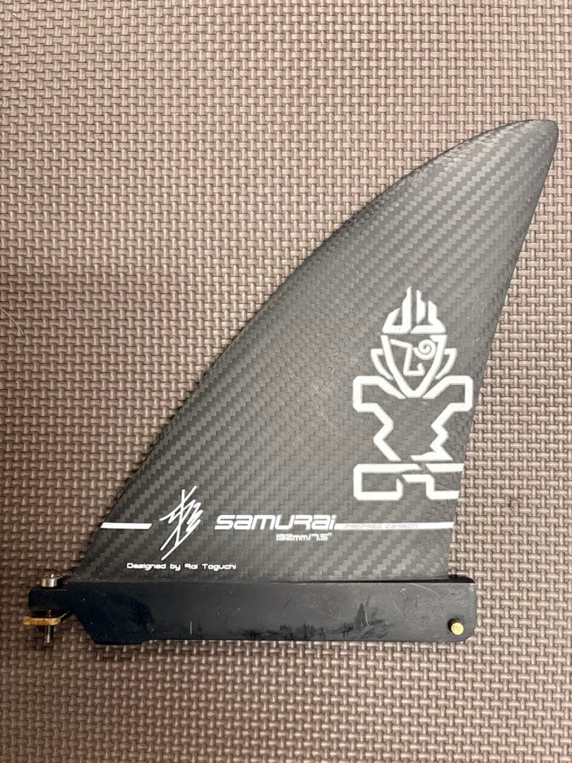 SUP FIN SAMURAI ⭐︎Starboard⭐︎スターボード⭐︎フィン 楽天市場】STARBOARD SAMURAI SUP FIN 192 PREPREG CARBON / スター