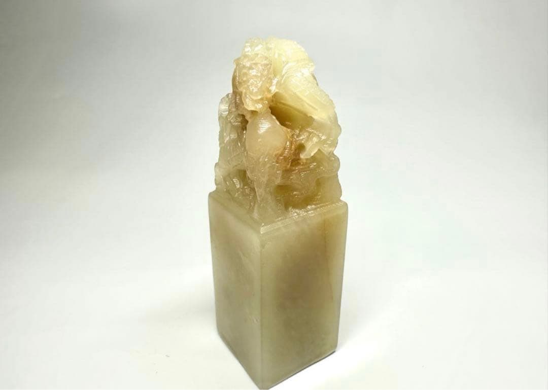 【遊龍戯珠】 龍　竜　古獣　美品　高級印材　篆刻　印石　ラオス印石　水凍 遊龍戯珠】 龍 竜 古獣 美品 高級印材 篆刻 印石 ラオス印