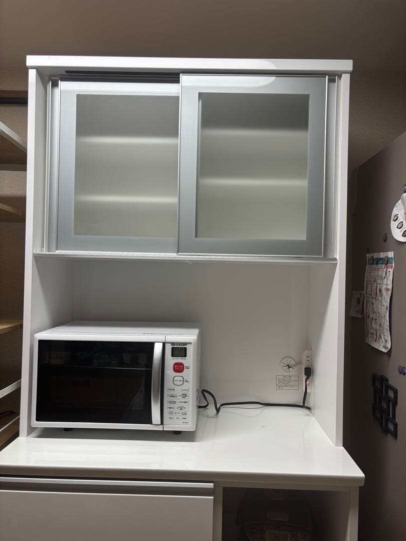 最終値下げ】【ニトリ】黒の木製食器棚・キッチンカウンター 伸縮