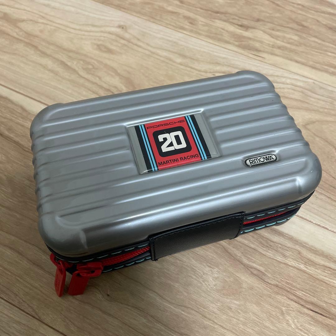 希少 RIMOWA x ポルシェx MARTINI RACING ケース ポーチ リモワ ポルシェ アメニティケース 在庫商品 MARTINI RACINGロゴ