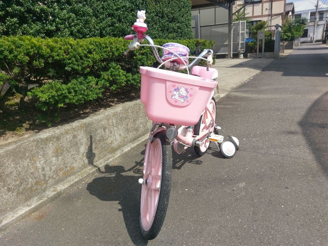 ブリジストン キティちゃんサイクル18インチ - メルカリ