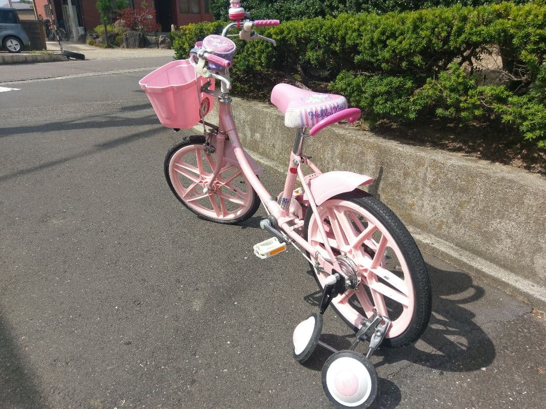 ブリジストン キティちゃんサイクル18インチ - メルカリ