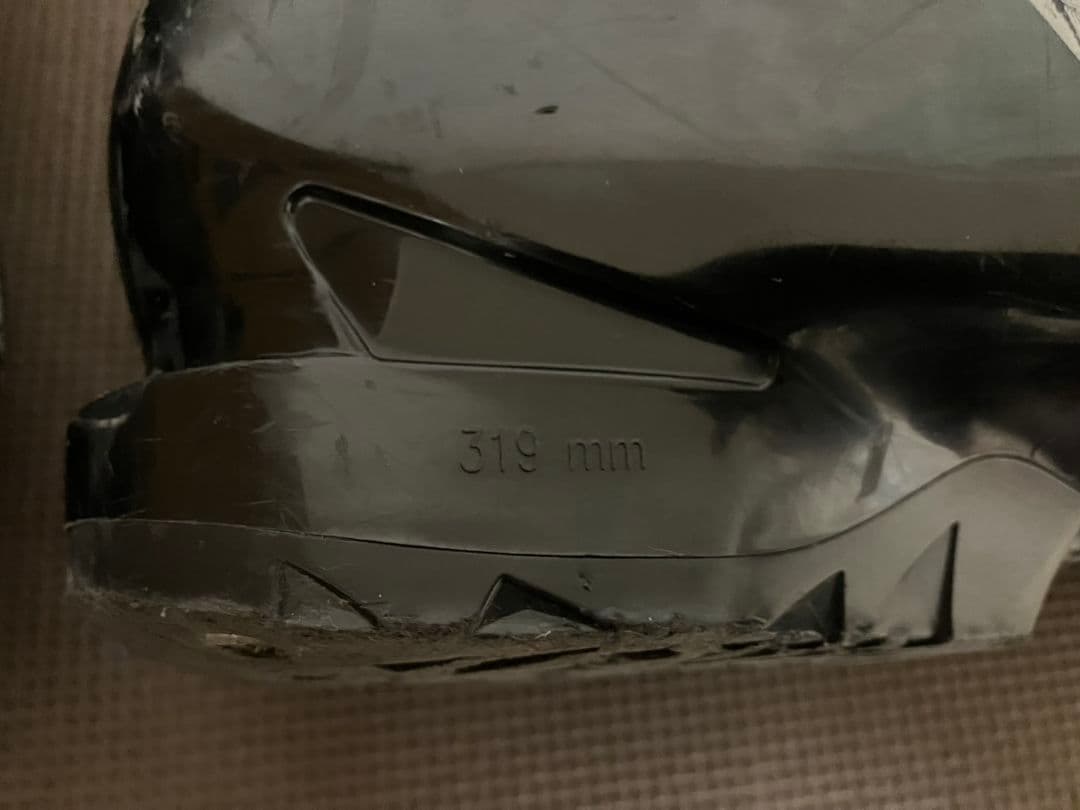 ATOMIC　アトミック スキーブーツ 27〜27.5cm 足幅広め 保温性高