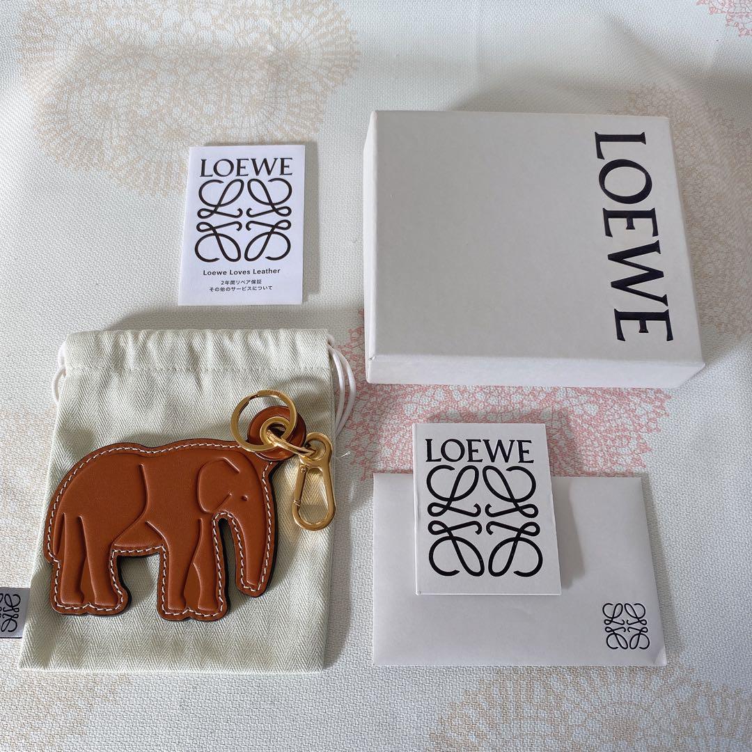 美品 LOEWE ロエベ エレファント レザー チャーム 中古・古着通販】LOEWE (ロエベ) エレファントチャーム ブラック