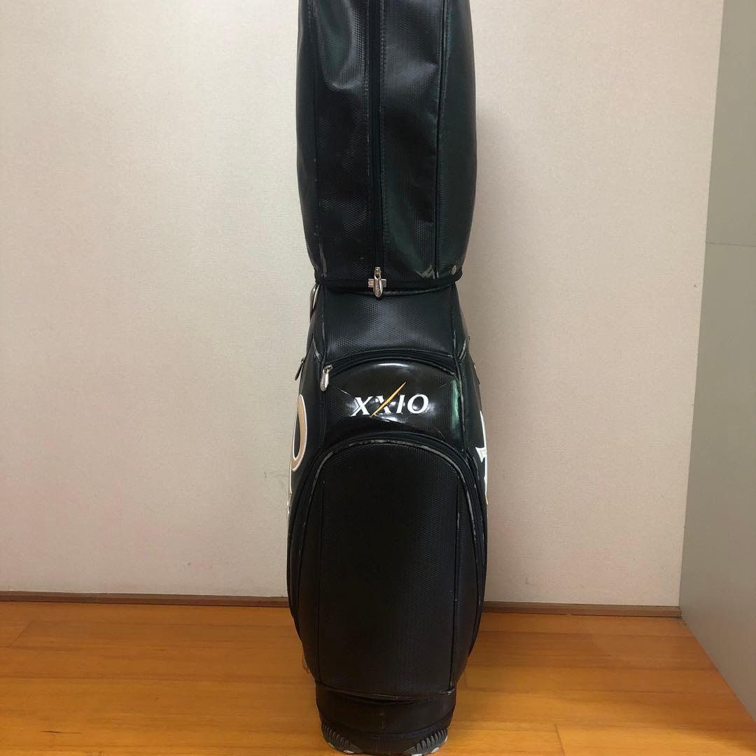 ゼクシオ XXIO キャディバッグ ブラック フード付き - メルカリ