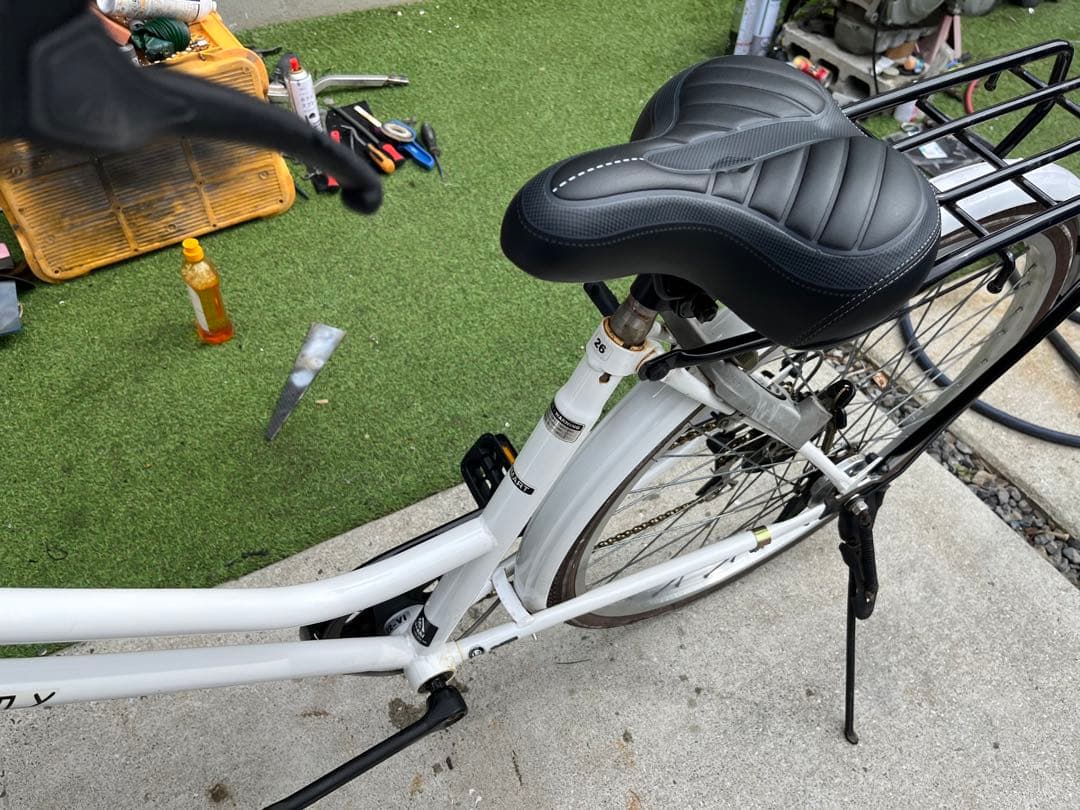 シティサイクル 26インチ ホワイト 前面バスケット付き 熊本県菊池市から