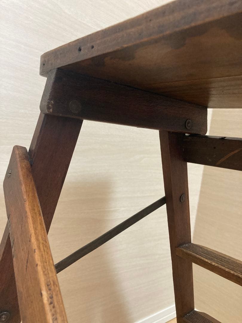 う*ぎ様 【アンティーク】木製折りたたみ式ステップスツール 踏み台