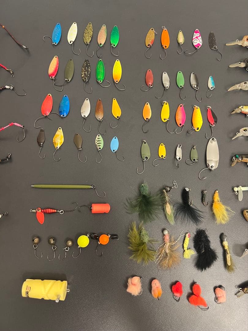 管釣り引退セット トラウト ルアーセット【タックルボックス