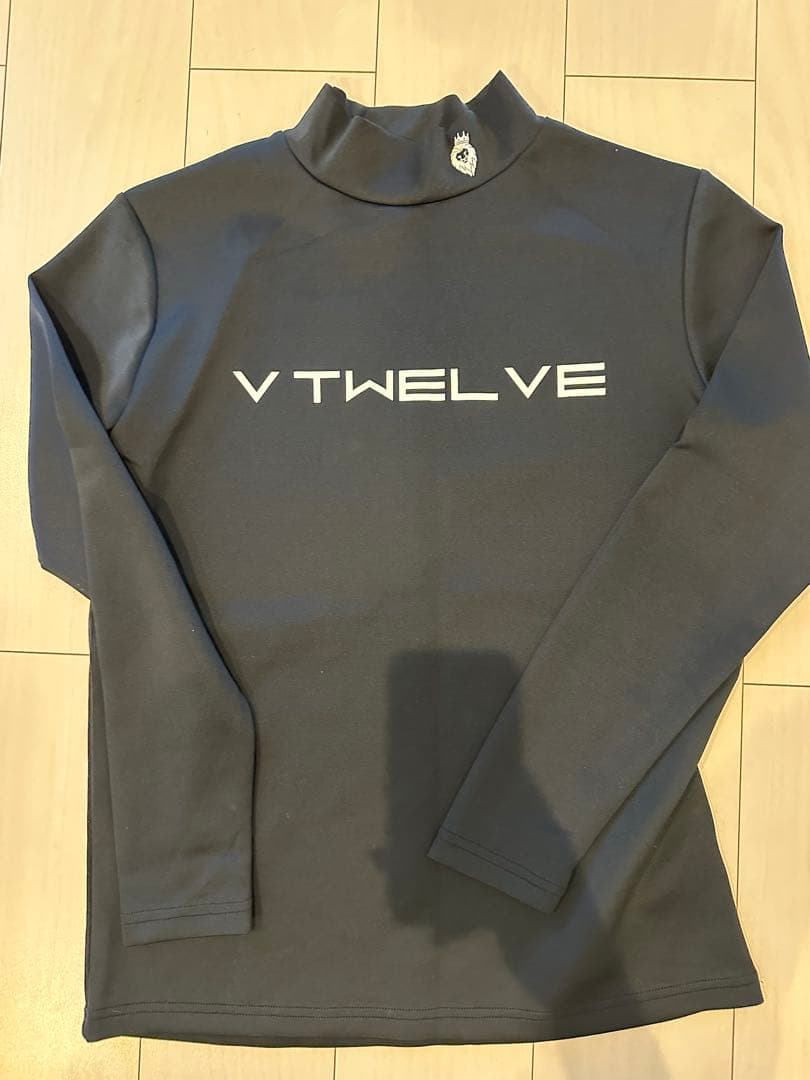 syama様　未使用V TWELVE ブラック ハイネックシャツ Mサイズ syama様 未使用V TWELVE ブラック ハイネックシャツ Mサイズ V TWELVE