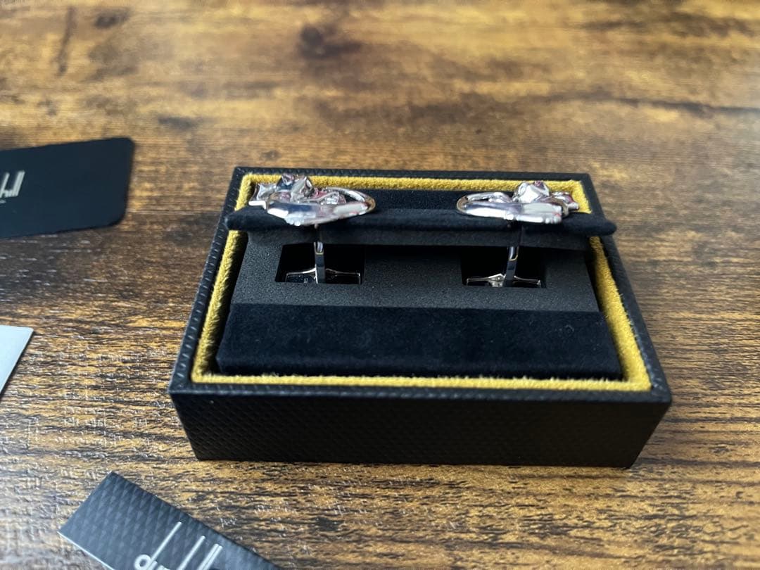 dunhill] トカゲカフスボタン