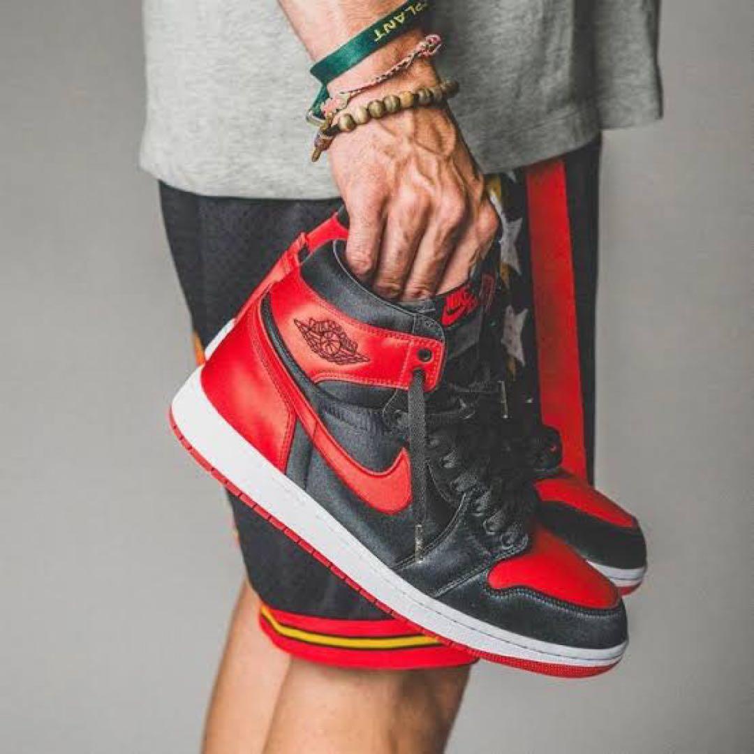 新品 未使用 NIKE AJ1 ウィメンズ Satin Bred 27.5cm