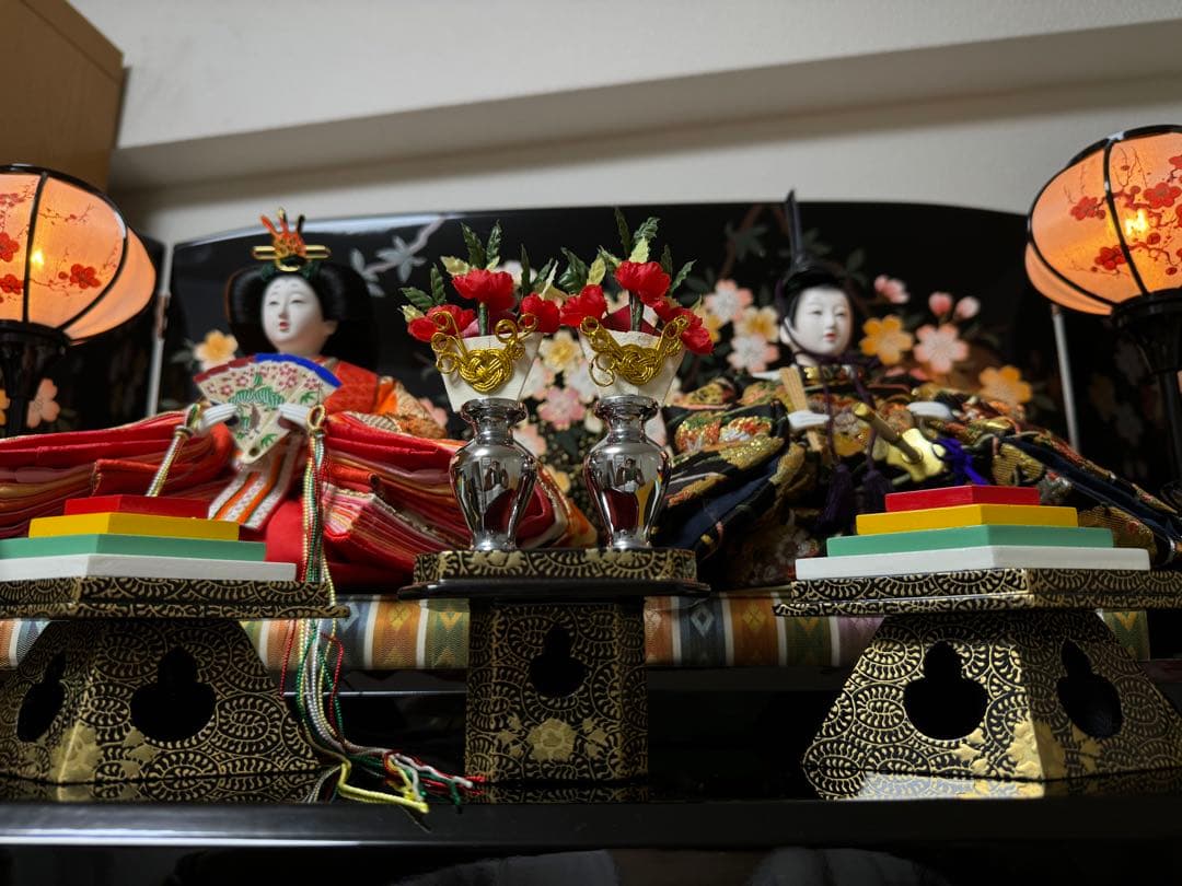 【雛人形・ひな祭り】人形の島津/20年保証の匠の逸品/美品《飾り台・屏風・小物》