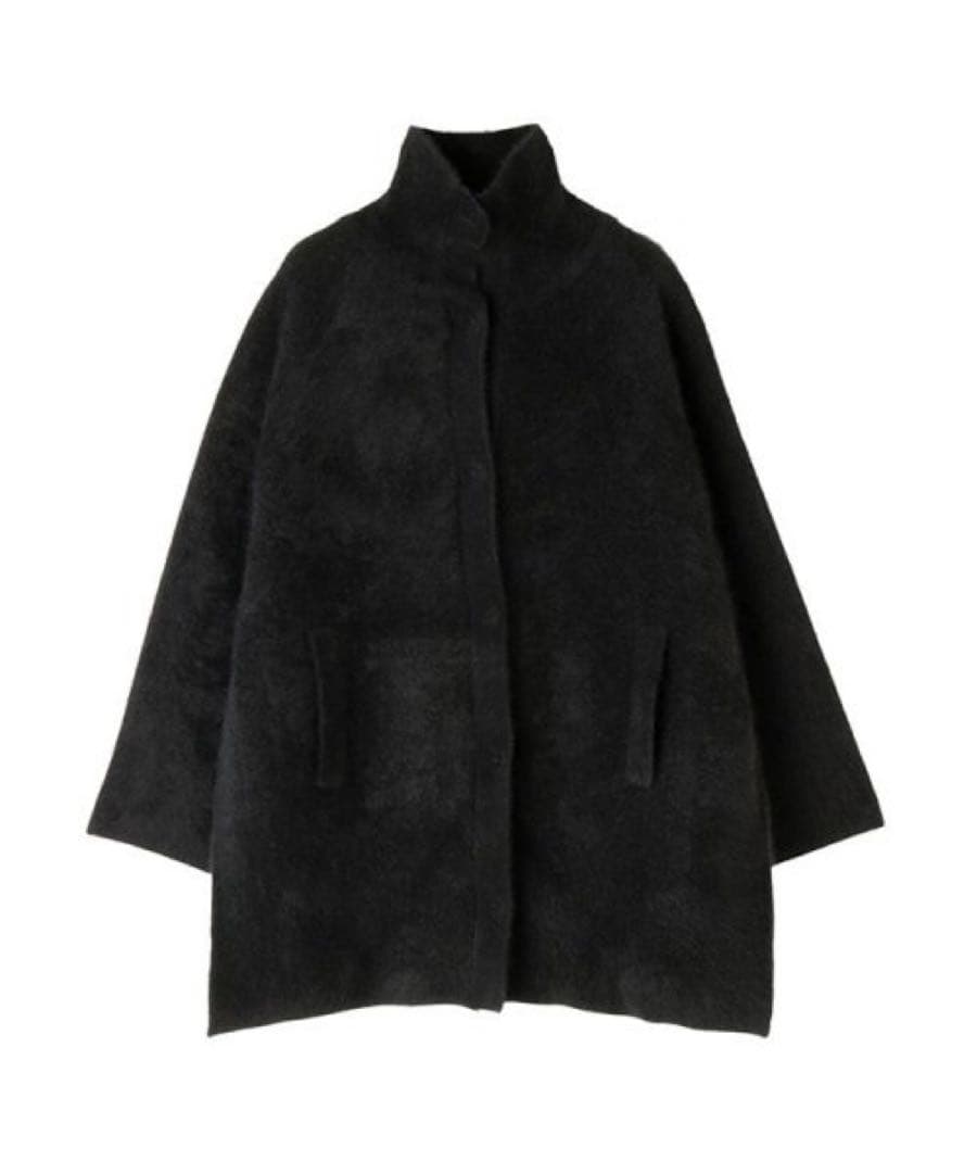 nedemare様 エトレトウキョウ スリットスリーブ ニットポンチョ黒