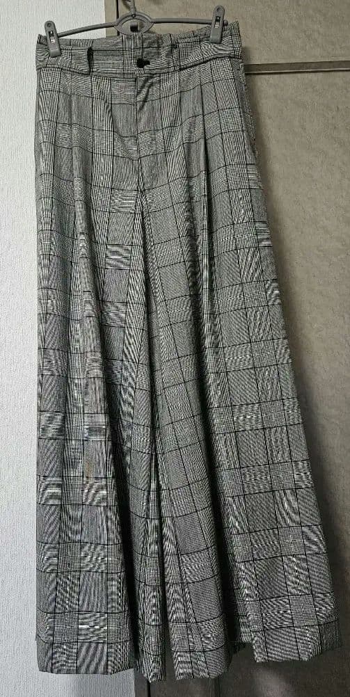 ジョンローレンスサリバン　ワイドトラウザー JOHN LAWRENCE SULLIVANの直営店限定トラウザーズ2型が4月26日にリリース