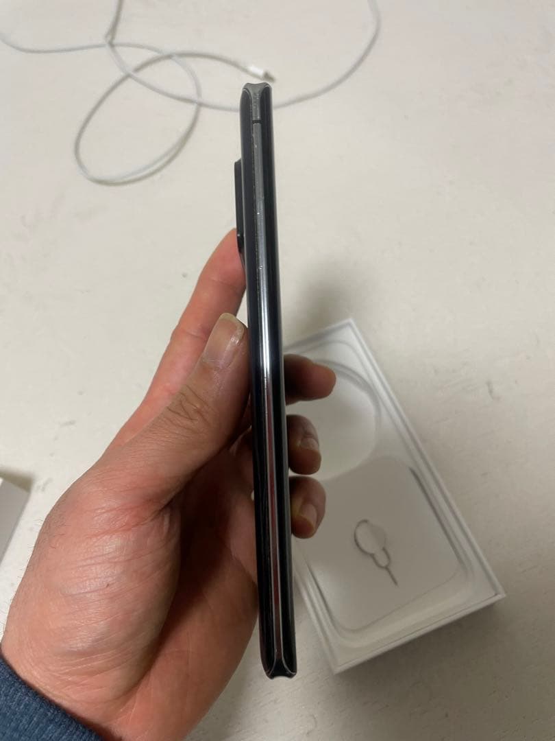 AQUOS R6 本体 SIM フリー 外観の状態は約96％程度で