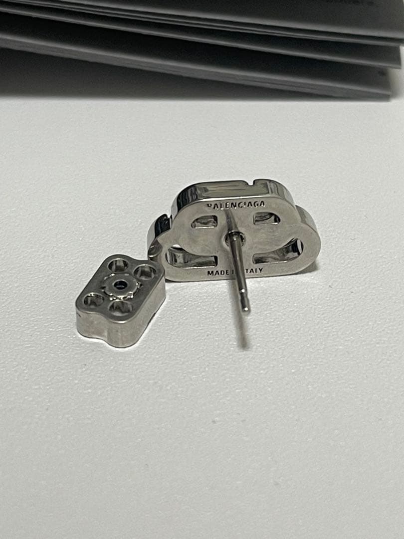 BALENCIAGA バレンシアガ BB ロゴ ピアス シルバー 片耳 - メルカリ