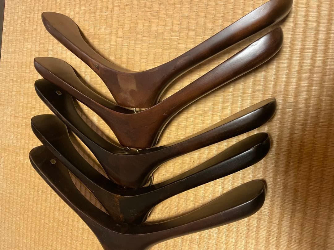 トムフォード 木製衣類ハンガー 5本セット - メルカリ